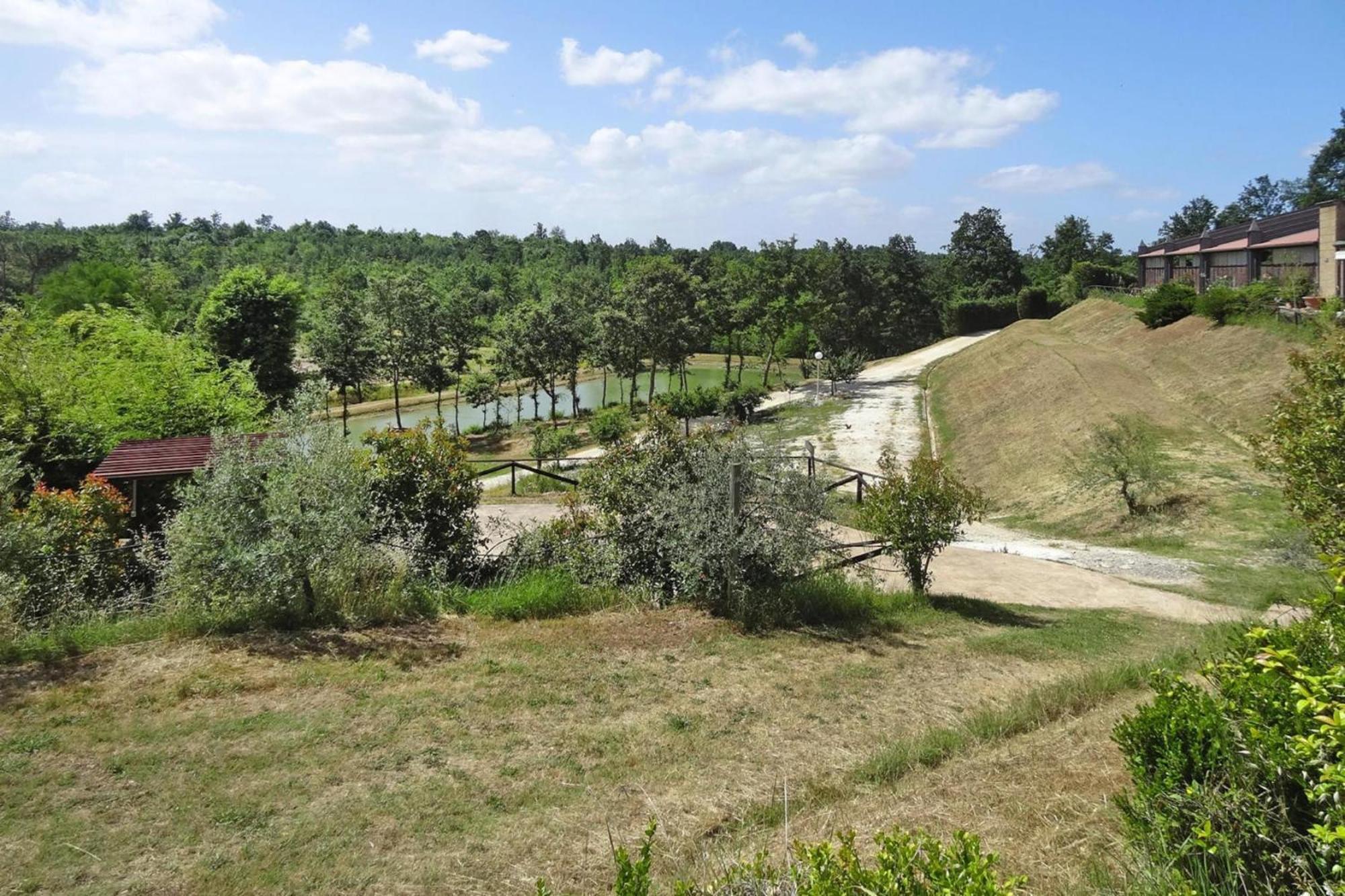 Hesse Farm Holiday Borgo Pinete Apartman Le Vedute Kültér fotó